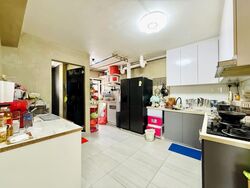 Blk 104A Kebun Baru Heights (Ang Mo Kio), HDB Executive #553721731